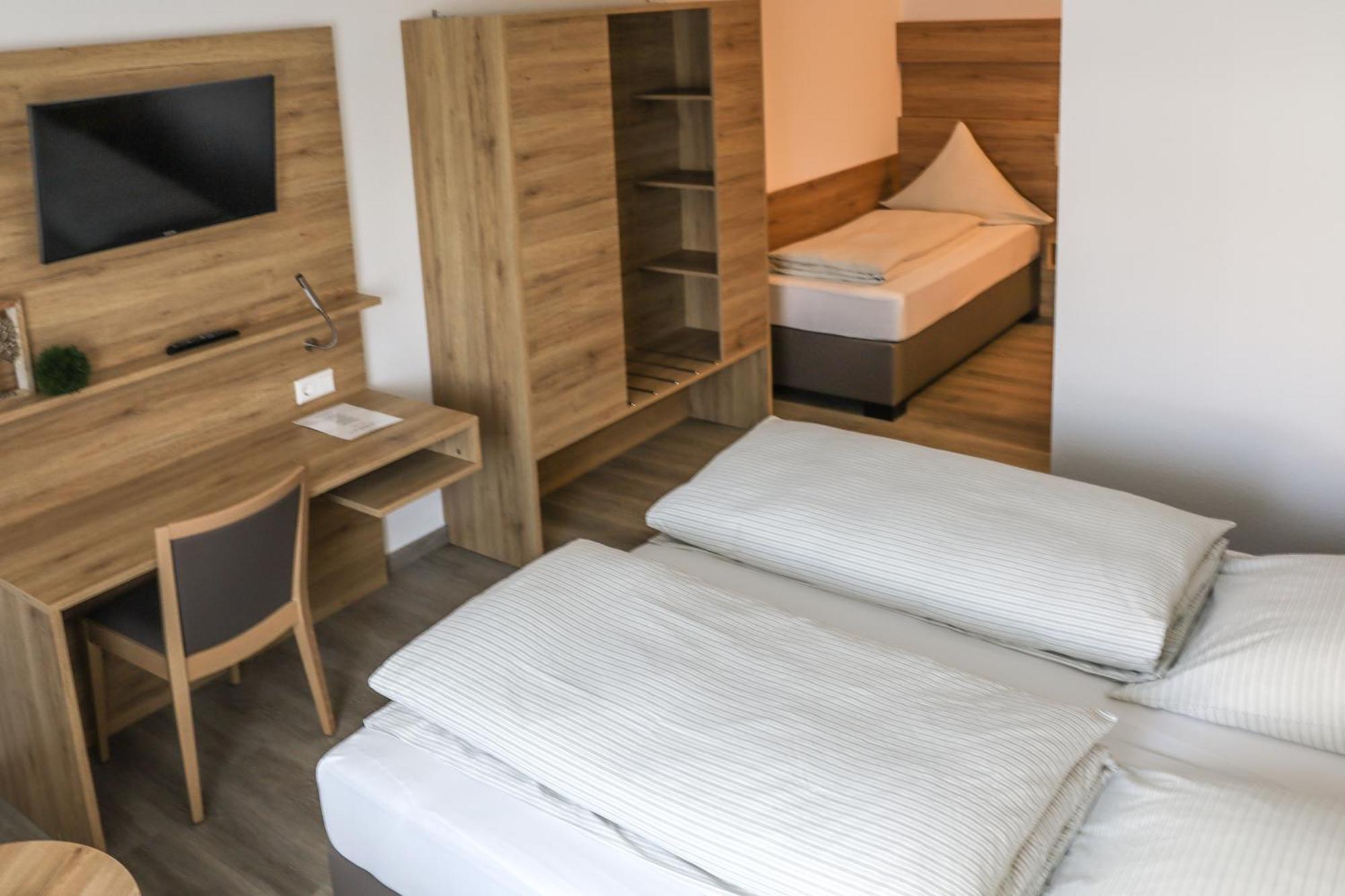 Hotel Adler Nattheim Dış mekan fotoğraf